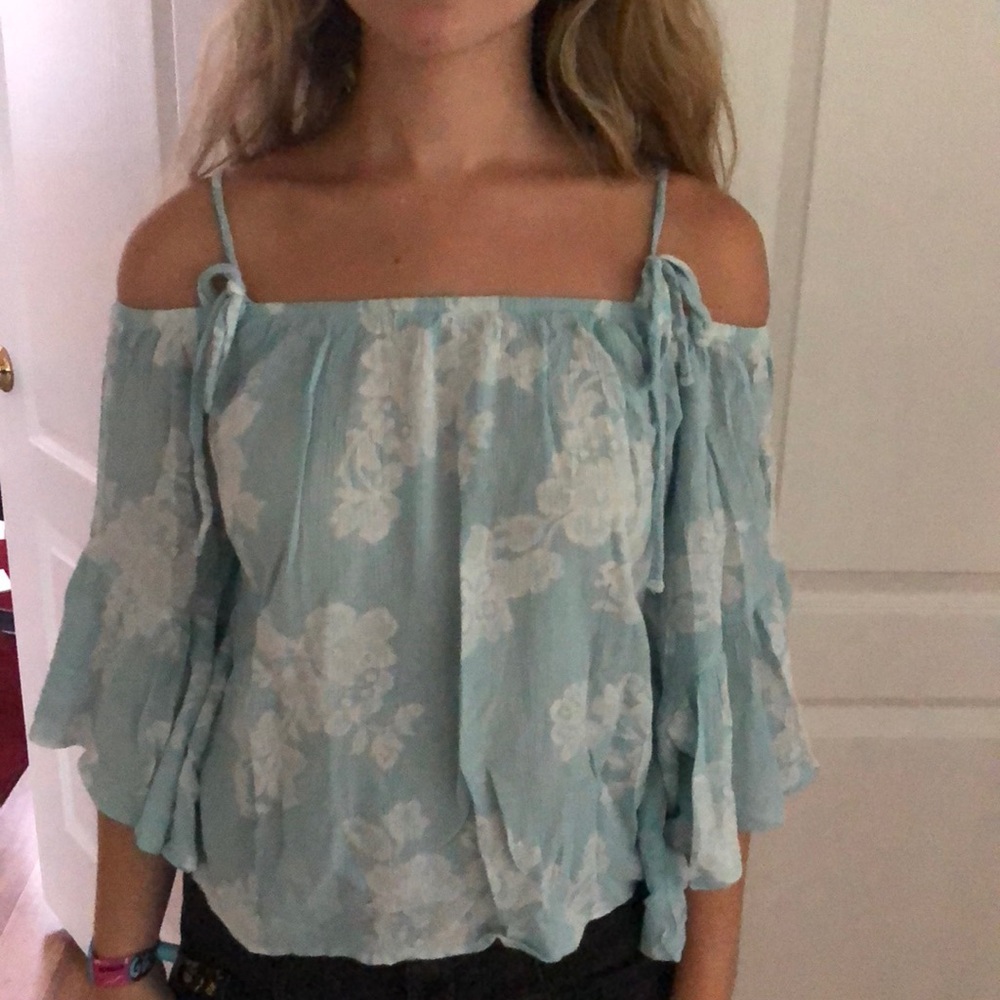 Forever 21 off the shoulder blouse
